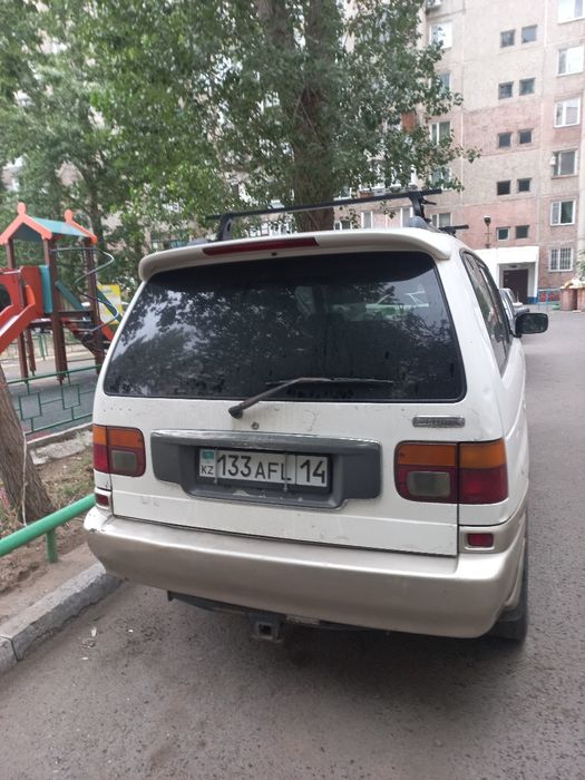 Продам мазда МПВ