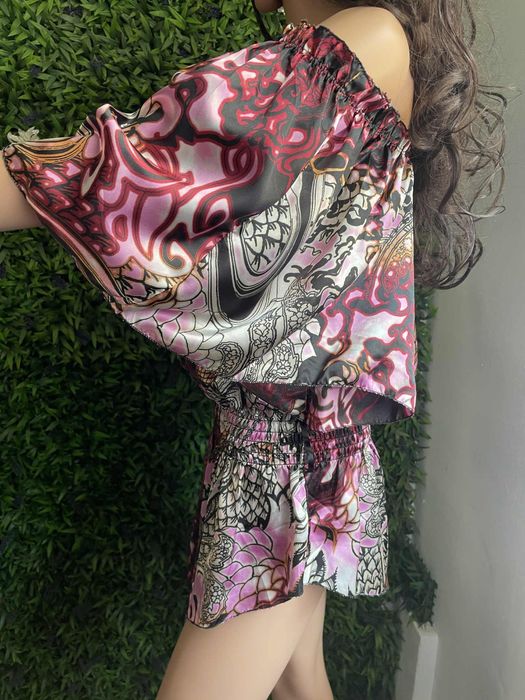 Bluza eleganta.