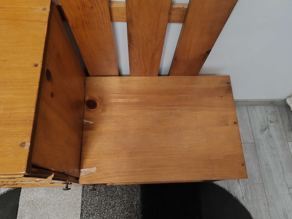 Vand cuier lemn masiv