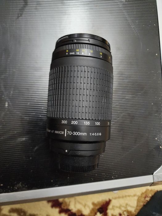 Объектив nikkor 70-300