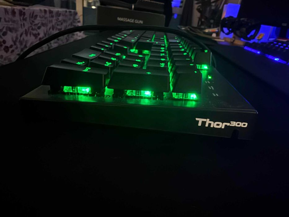Механична Клавиатура Genesis Thor 300
