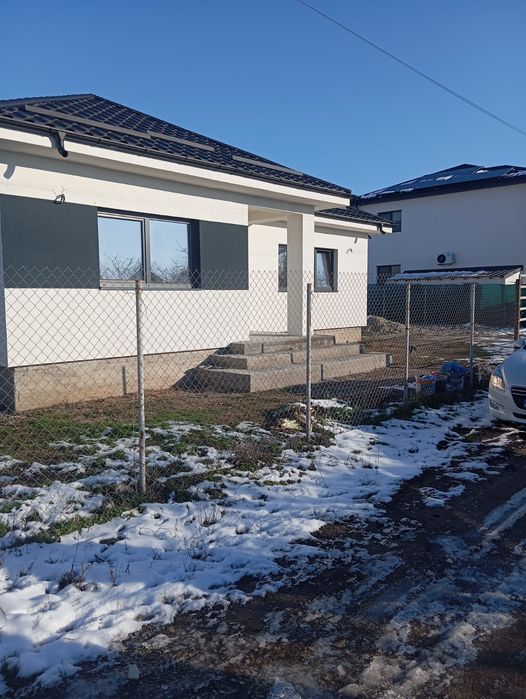 Vânzare casa Preajba