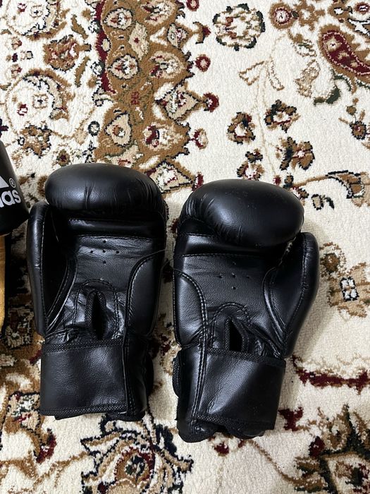 Боксерский перчатка шлем сатылады