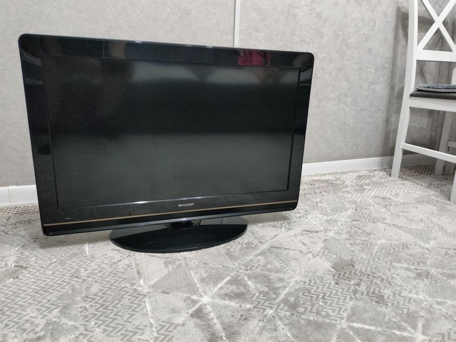 Продам телевизор 81 диагональ