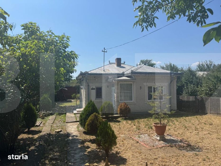 Casa individuala, 60 mp, teren 1326 mp, zona Bucecea