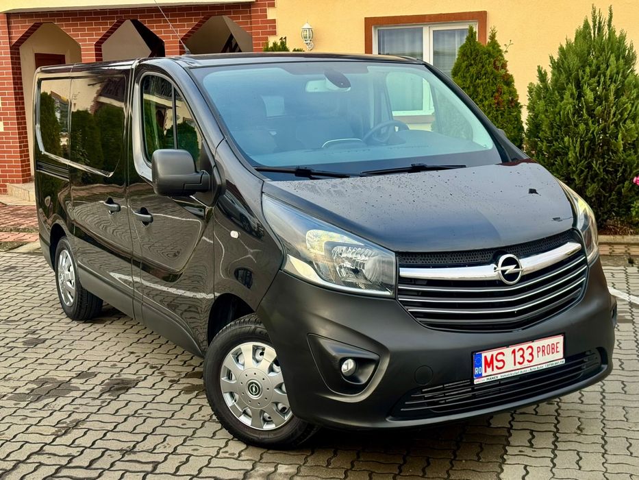 Opel Vivaro 2015