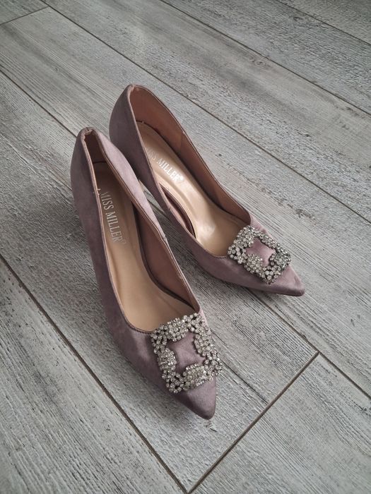 Туфли атлас 36 размер