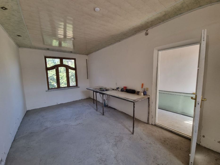 Участка сотилади 7 сотих