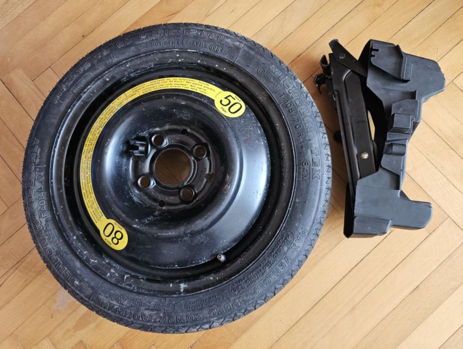 Резервна гума патерица 14 цола  и крик за SEAT