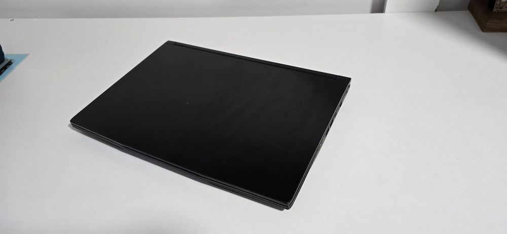 Laptop MSI GF63 Thin 10SCSR