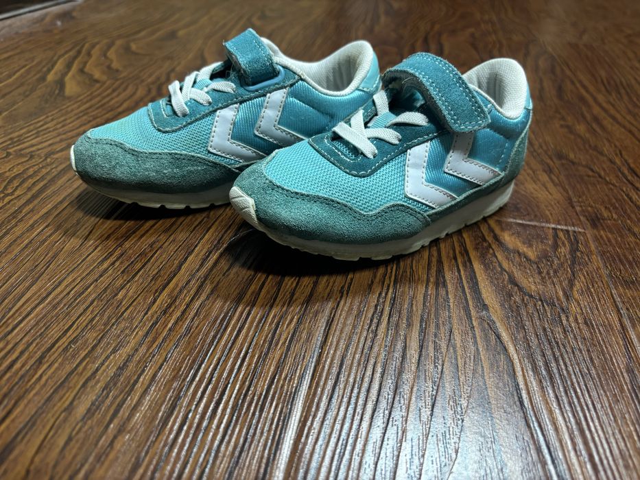 Кроссовки Hummel б/у