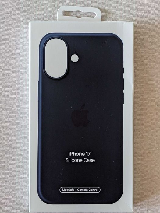Продается Чехол на iPhone 17