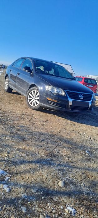 Dezmembrez vw Passat b6 1.9 tdi  bkc bxe motor cu proba cutie manuala