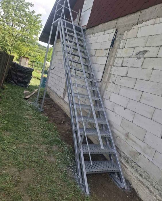 Scari zincate profesionale