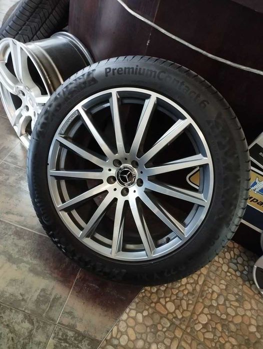 Чисто нови 4 бр. капачки за джанти мерцедес 75/65мм