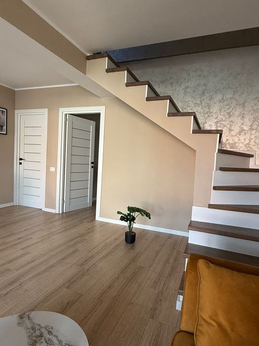 Casa mobilata de vanzare Valu lui Traian