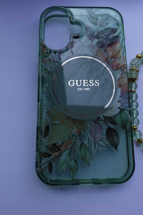 Husa iPhone 16 Guess NOUA
Husa iPhone 16 Guess NOUA