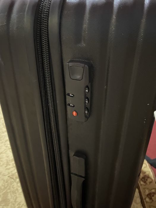 Чемодан обьем 100л