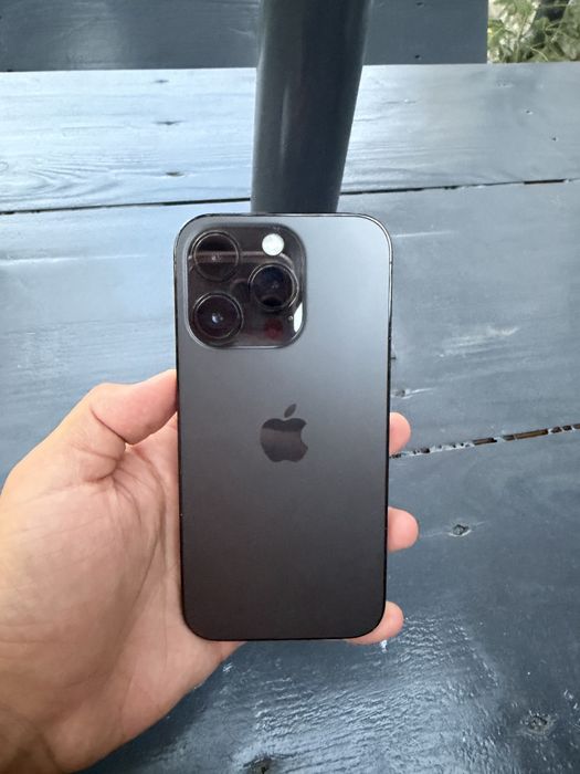 Vand iPhone 14 Pro Negru 128GB FullBox