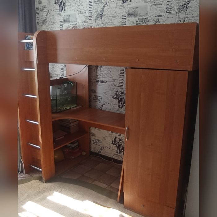 Кровать-чердак для подростка.Все в одном.