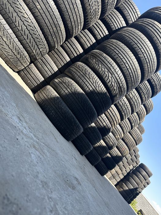 Шины Б/У уточните размер и цену