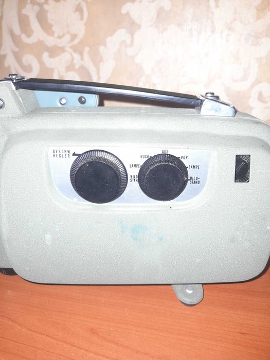 Proiector Vintage - Revue 8mm Japonez