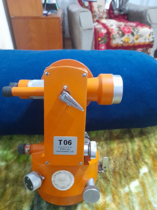 Teodolit Wild Leitz T06 profesional – aparat topografic elvețian