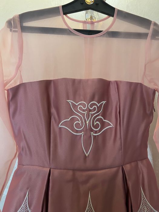 Продам платье на Кыз Узату