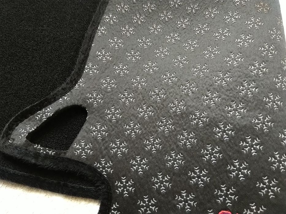 Продам накидка на панель Киа Рио 3