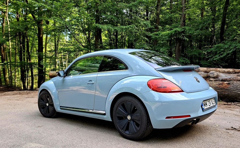VOLKSWAGEN Beetle 2012 — imagine 4