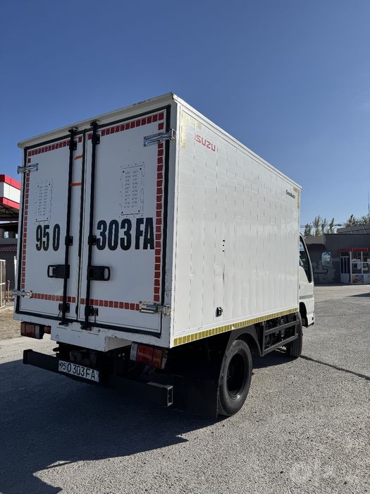 Isuzu ikki yarim toʻnna xolati alo kraskasi toza 2016 yil