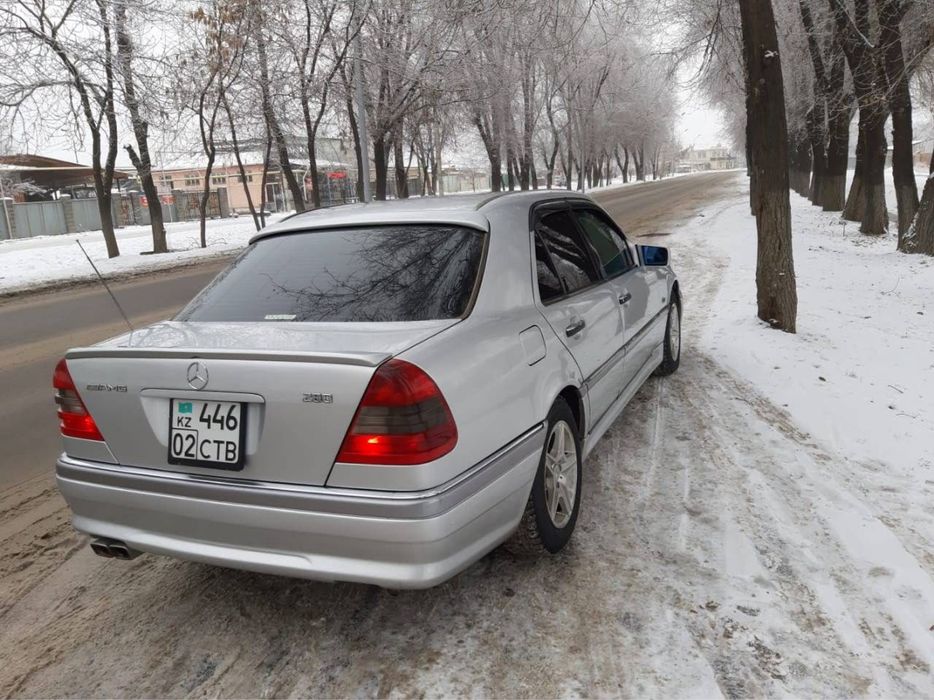 Бампер на цешку w202 Мерседес w202