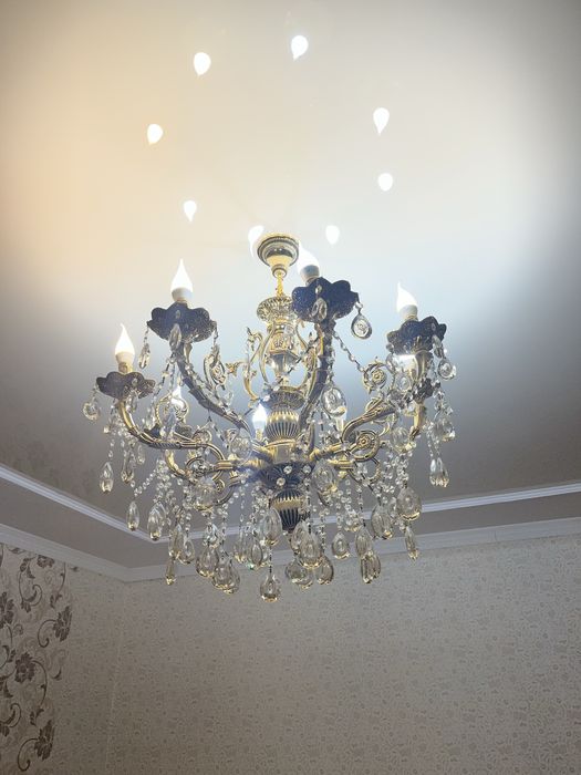 Люстра сатылады 10000 тг