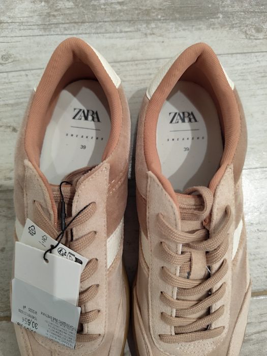 Велурени сникърси ZARA