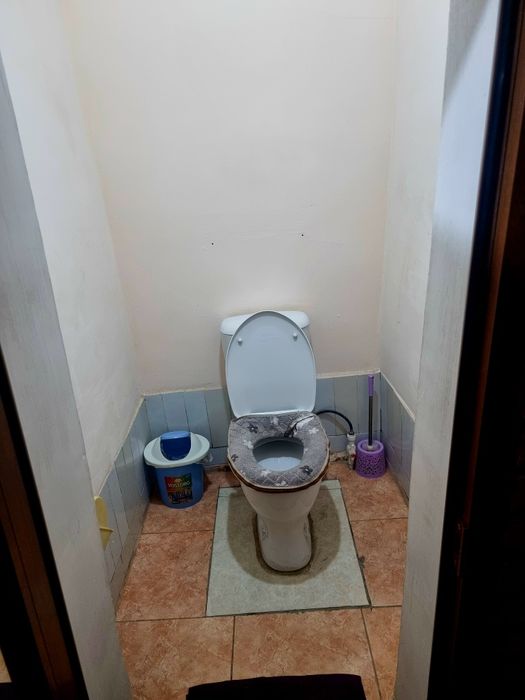 Eski shaharda hovli sotiladi tez va arzon