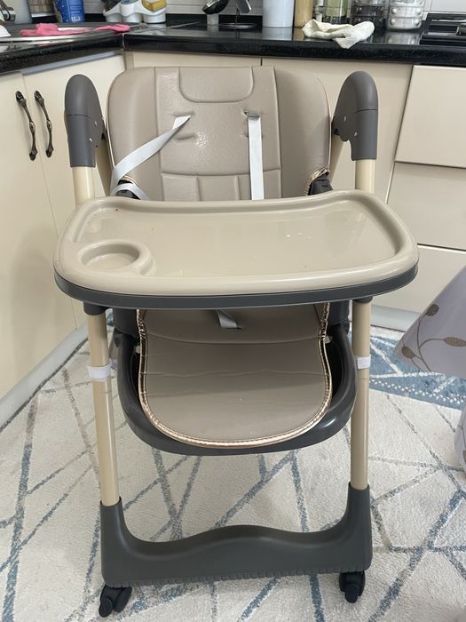 Столик для кормления