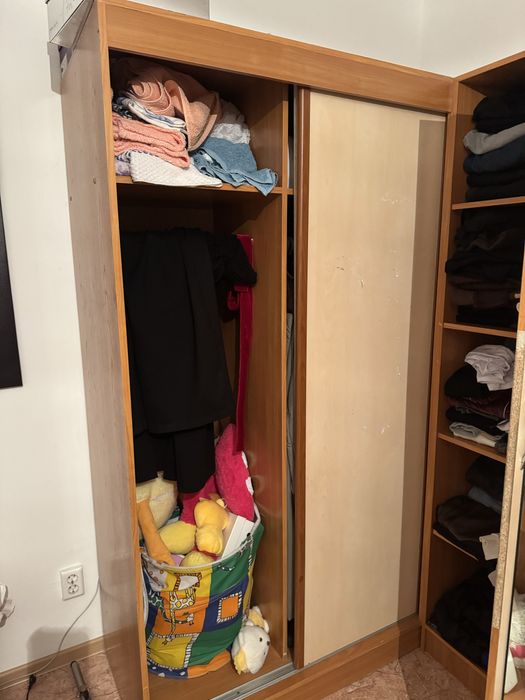 Продам уголовой шкаф