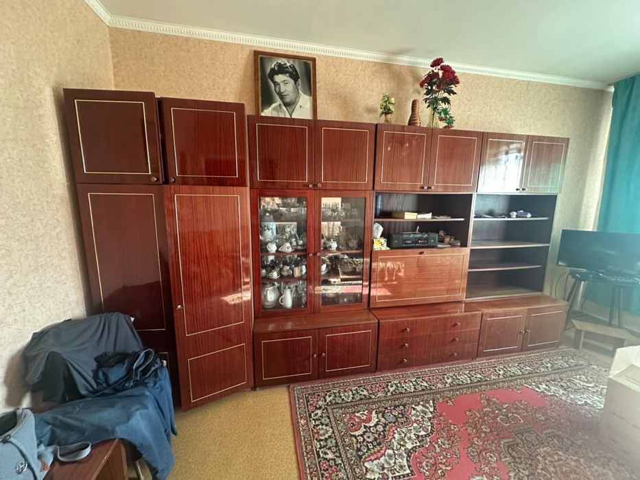 Шифонер, тумба, стенка и диван
