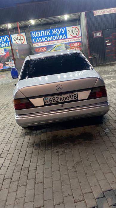 Мерседес 124 в хорошем состоянии