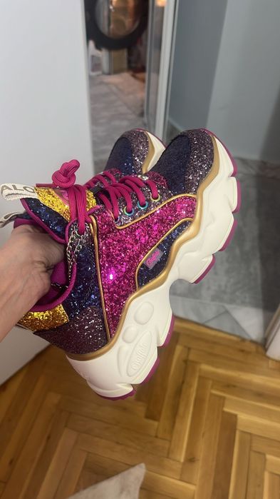 Buffalo chunky sneakers