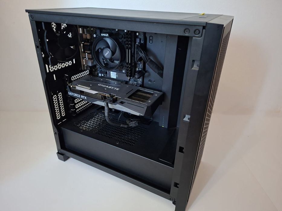 PC Gaming Ryzen 5 5600 | RTX 3060 Ti 8G  | 16GB RAM | Sursă Gold 850W  + cadou
