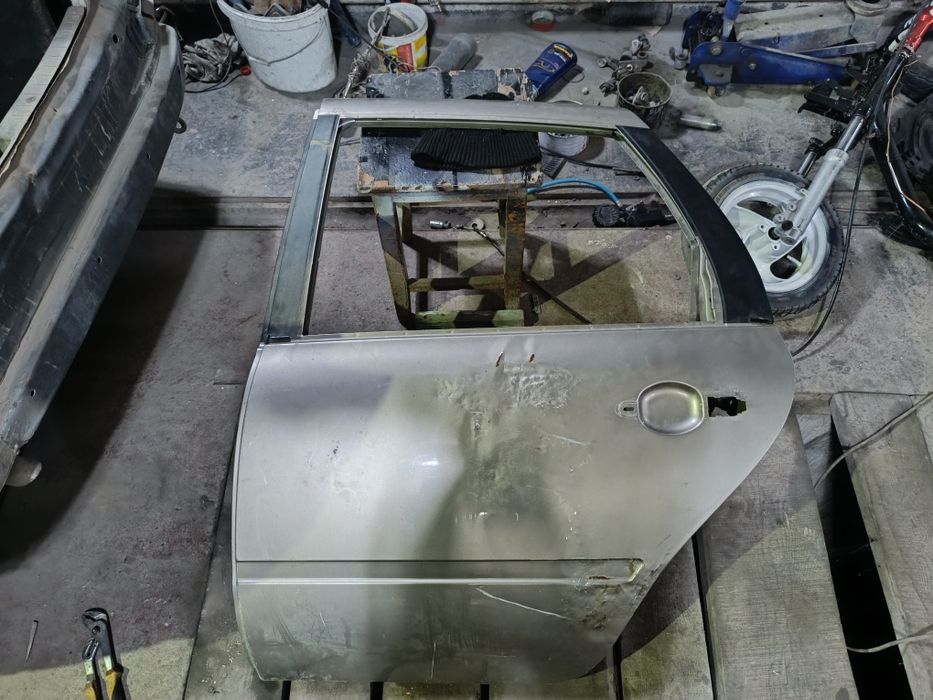 дверь от гранты.