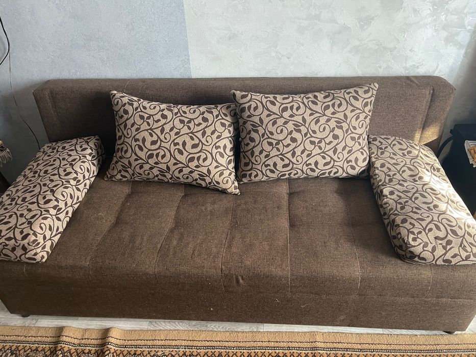 Диван раскладной Срочно