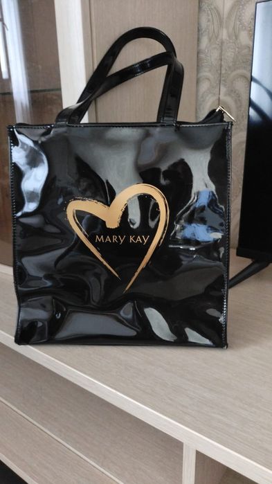 Продам сумку, кожа лакированная