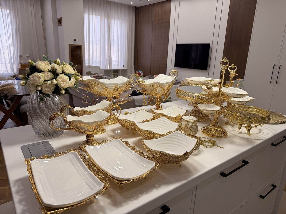 Праздничный сервировочный набор (ОАЭ)