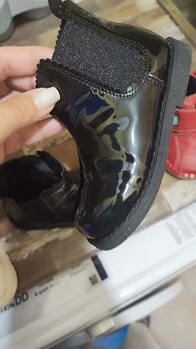 Детски обувки и топлинки