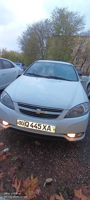 Gentra zoʻr kraska tozza gaz-benzin