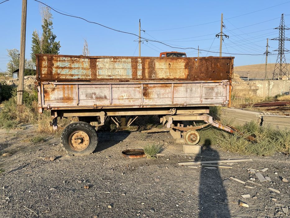 Трактор тележкасымен бірге сатылады