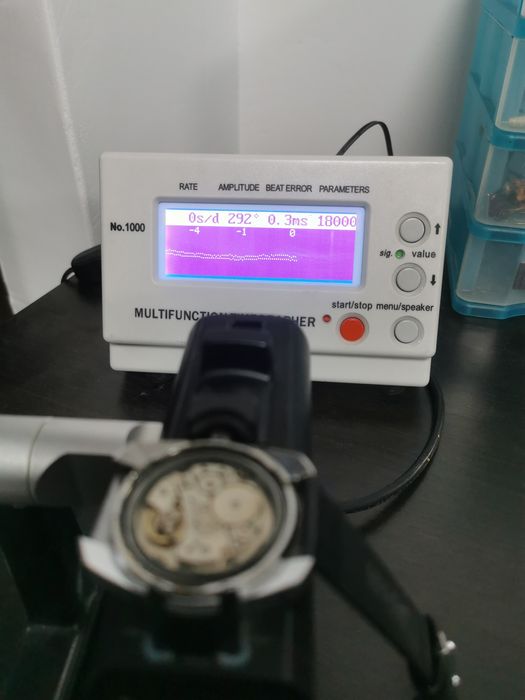 Ceas elvețian - Services - Mecanic - 37*42 mm - Funcționează excelent!