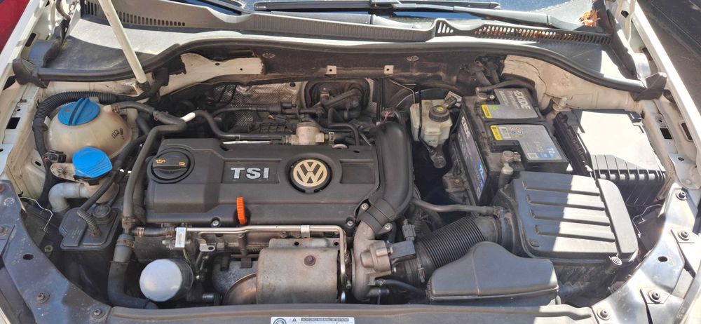 Volkswagen Golf 2009 benzină, 3.773 € — imagine 2